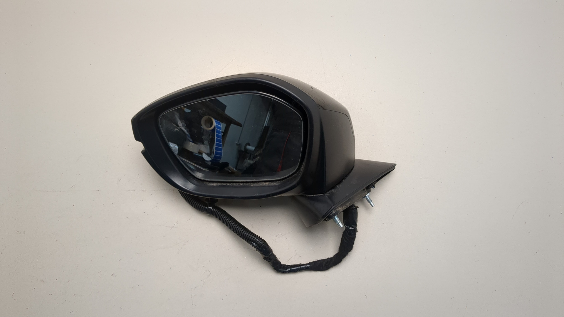 Зеркало левое электрическое