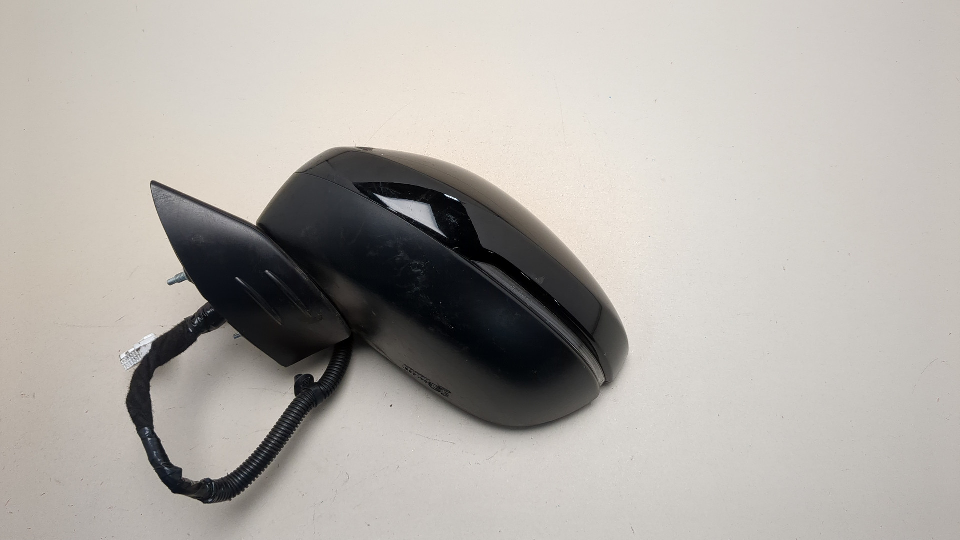 Зеркало левое электрическое