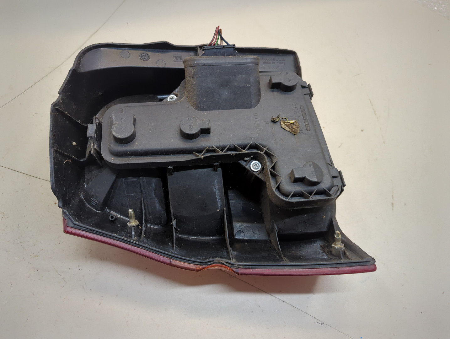 Фонарь задний правый