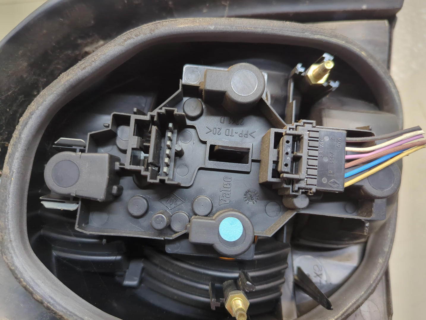 Фонарь задний правый