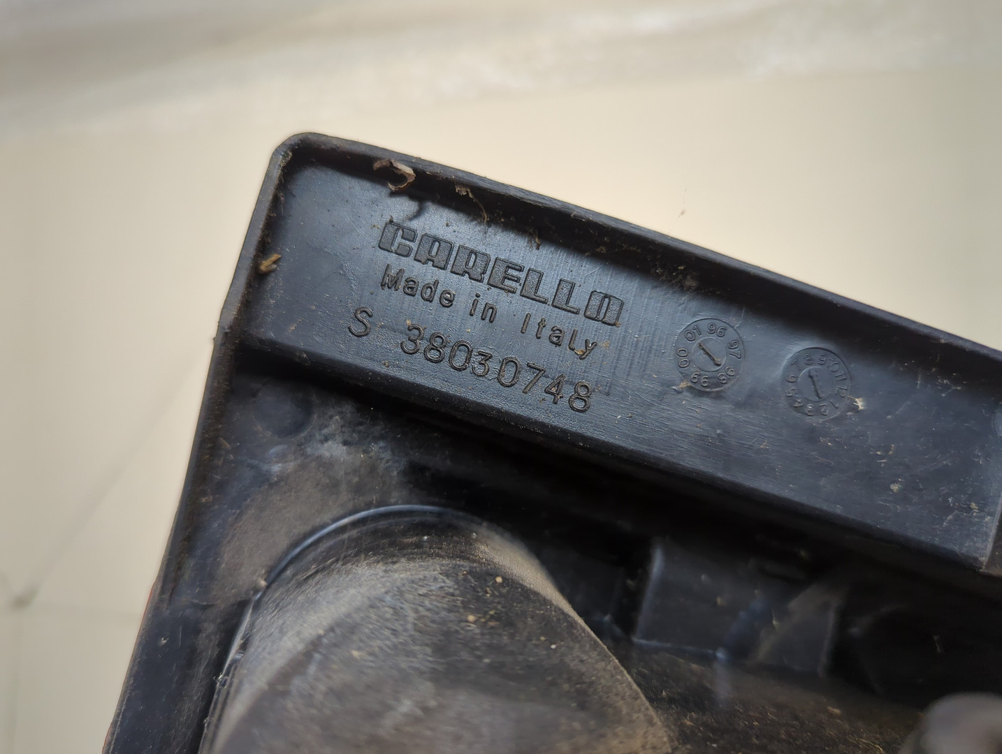 Фонарь задний левый