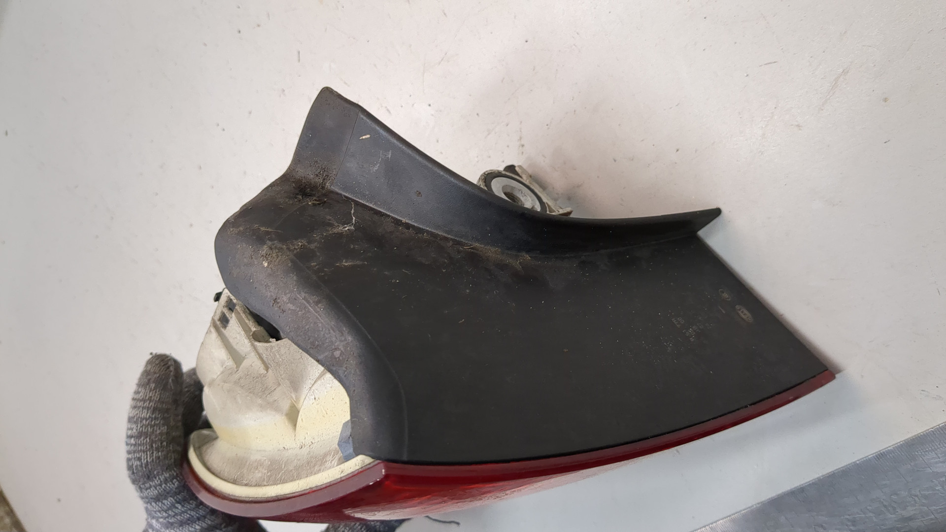 Фонарь задний левый