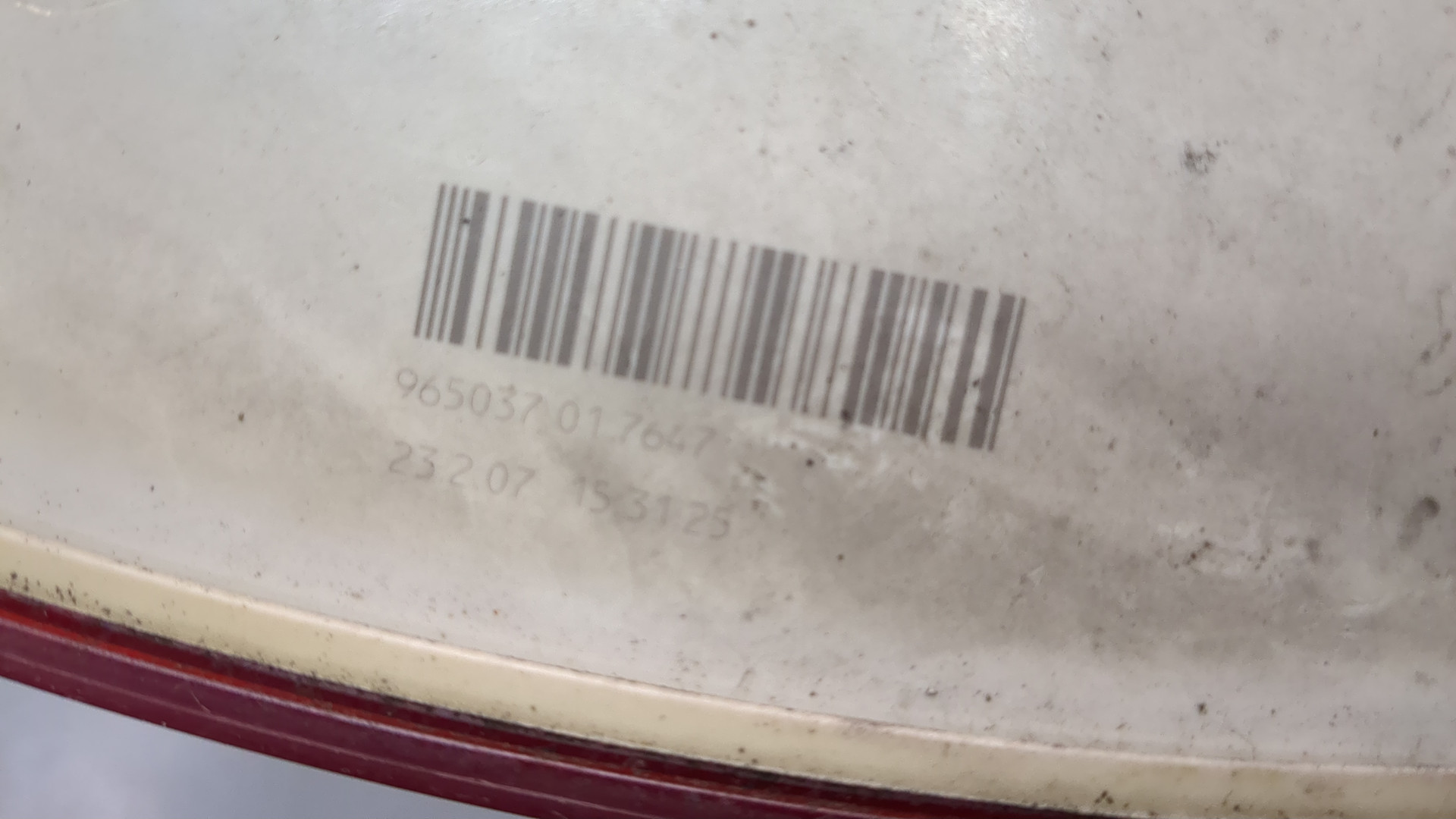 Фонарь задний левый