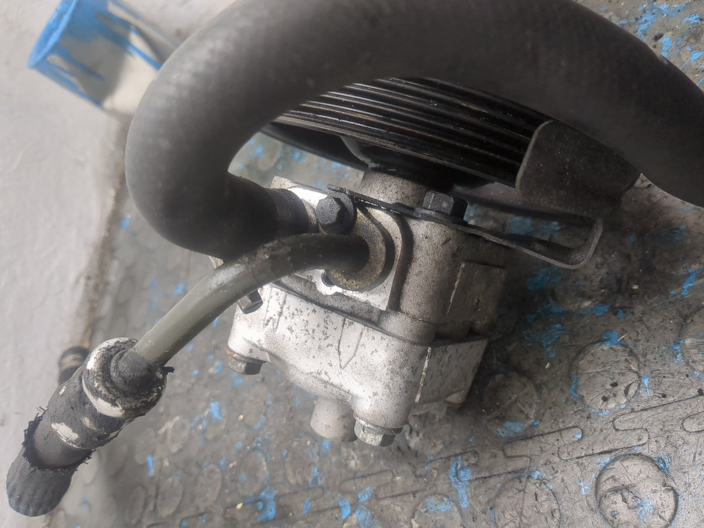 Насос ГУР (гидроусилитель руля)