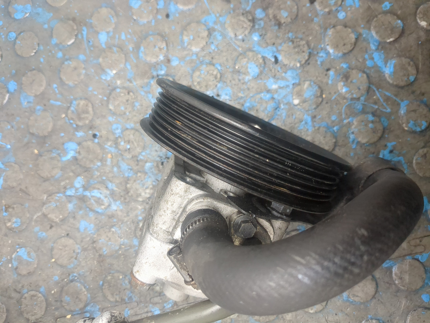 Насос ГУР (гидроусилитель руля)