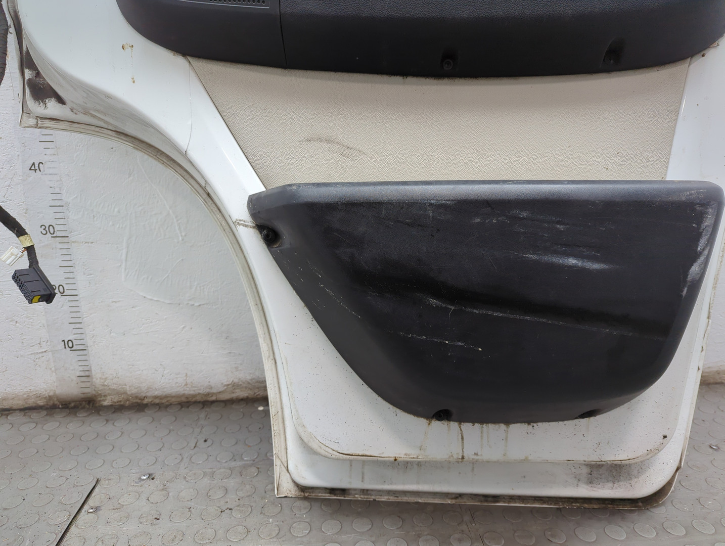 Дверь передняя правая