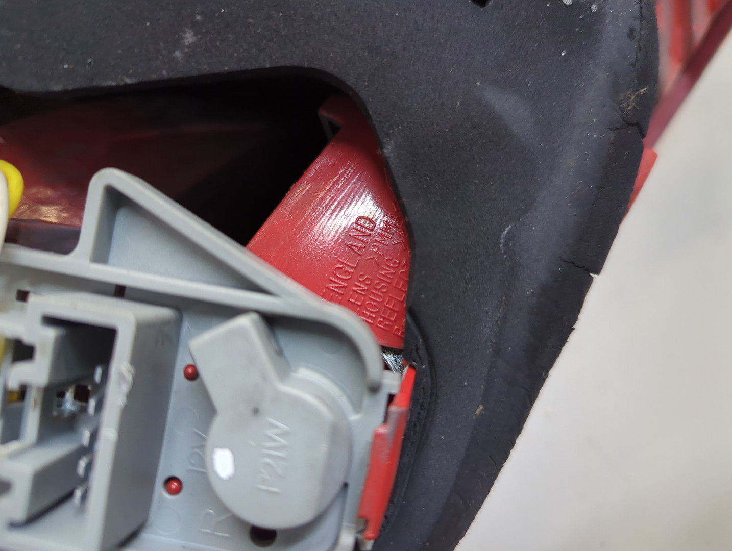 Фонарь задний правый