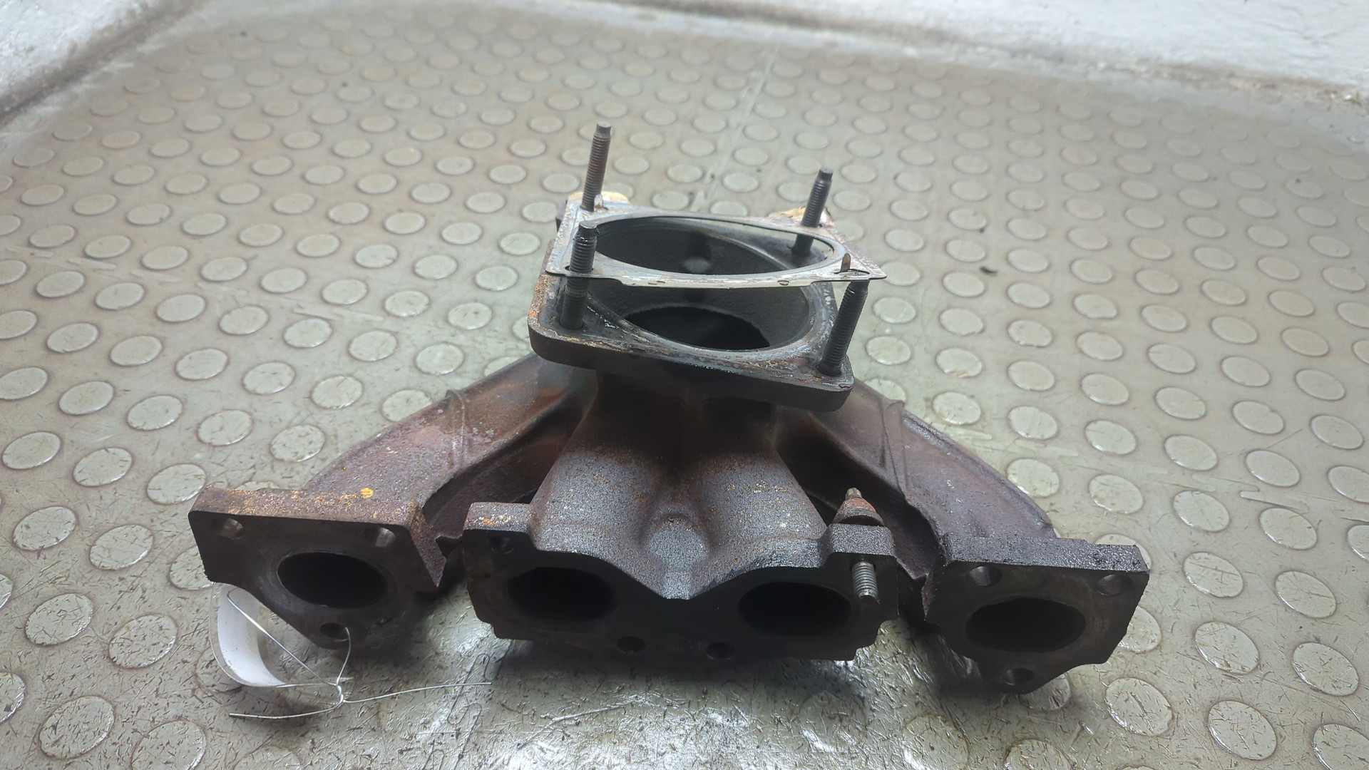 Коллектор выпускной