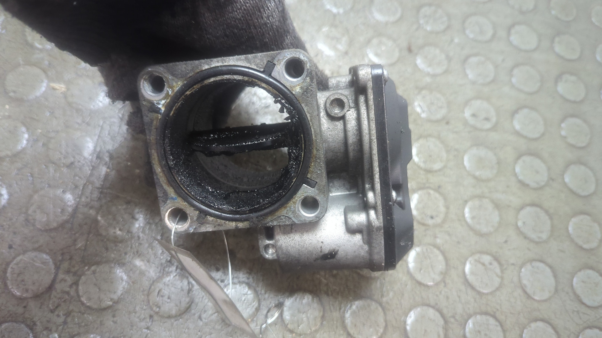 Заслонка дроссельная электрическая