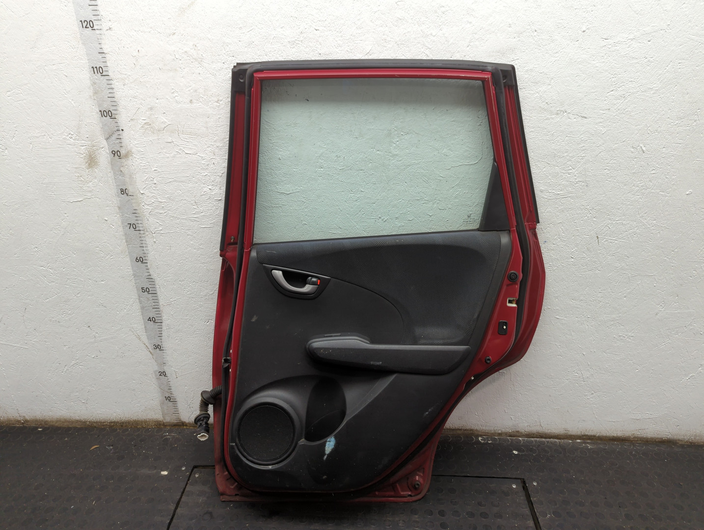 Дверь задняя правая