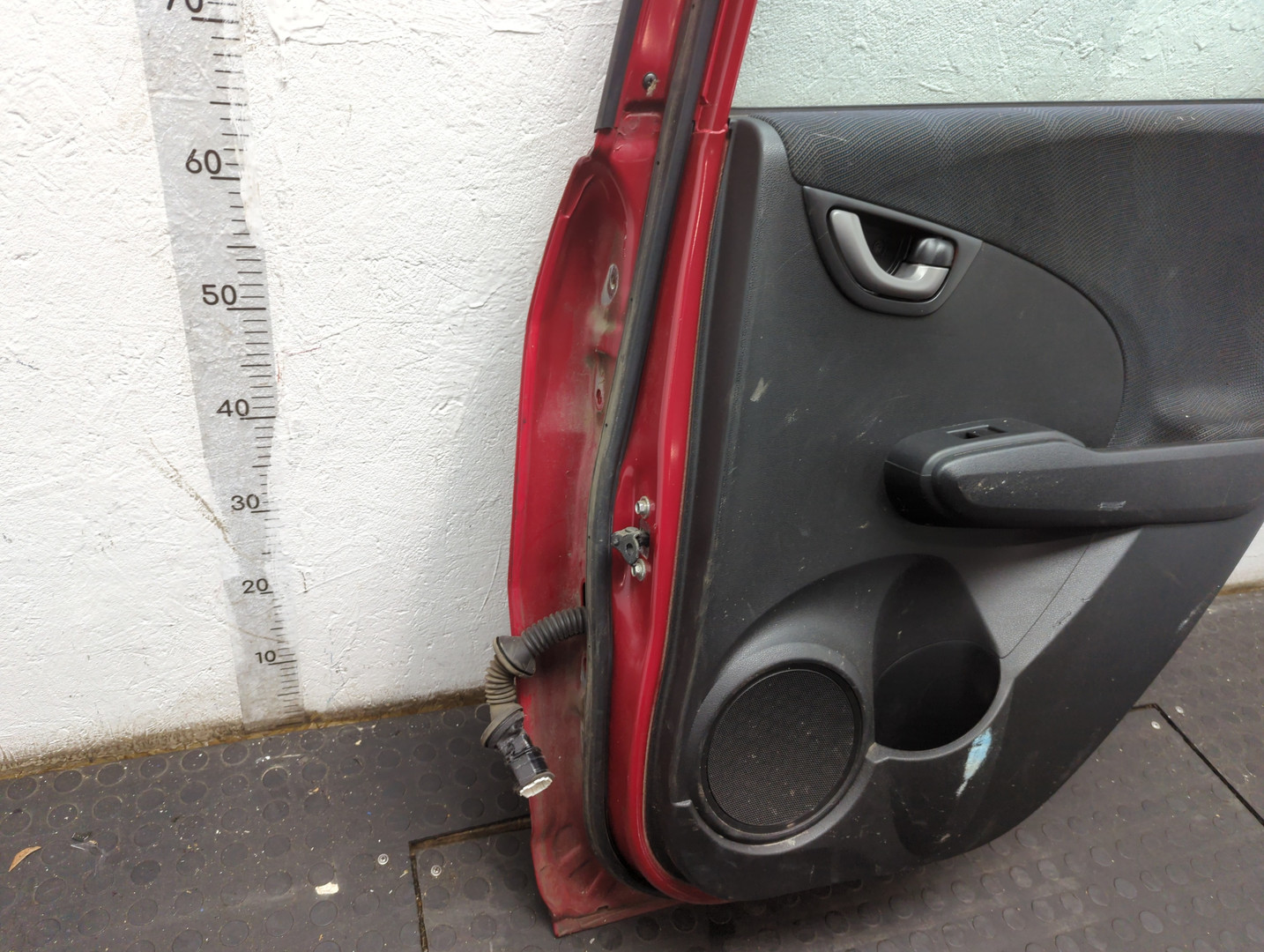 Дверь задняя правая