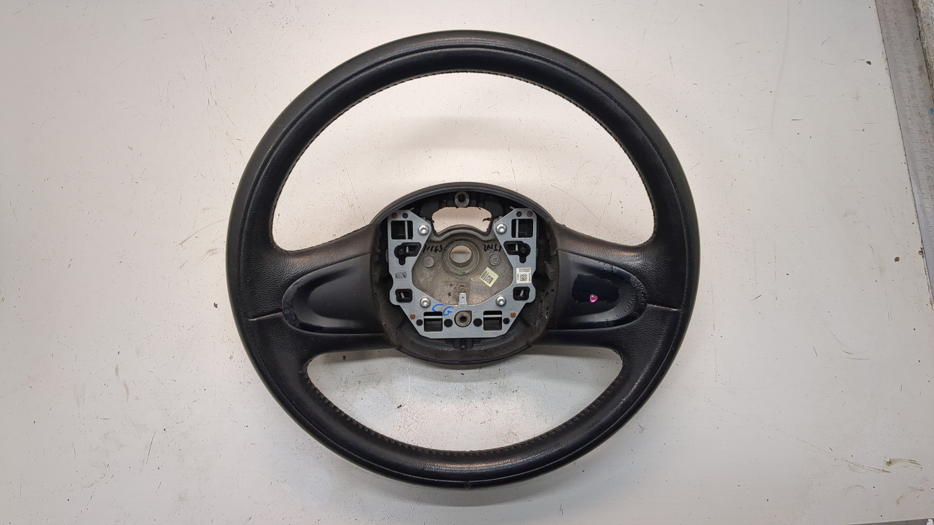 Рулевое колесо (руль)