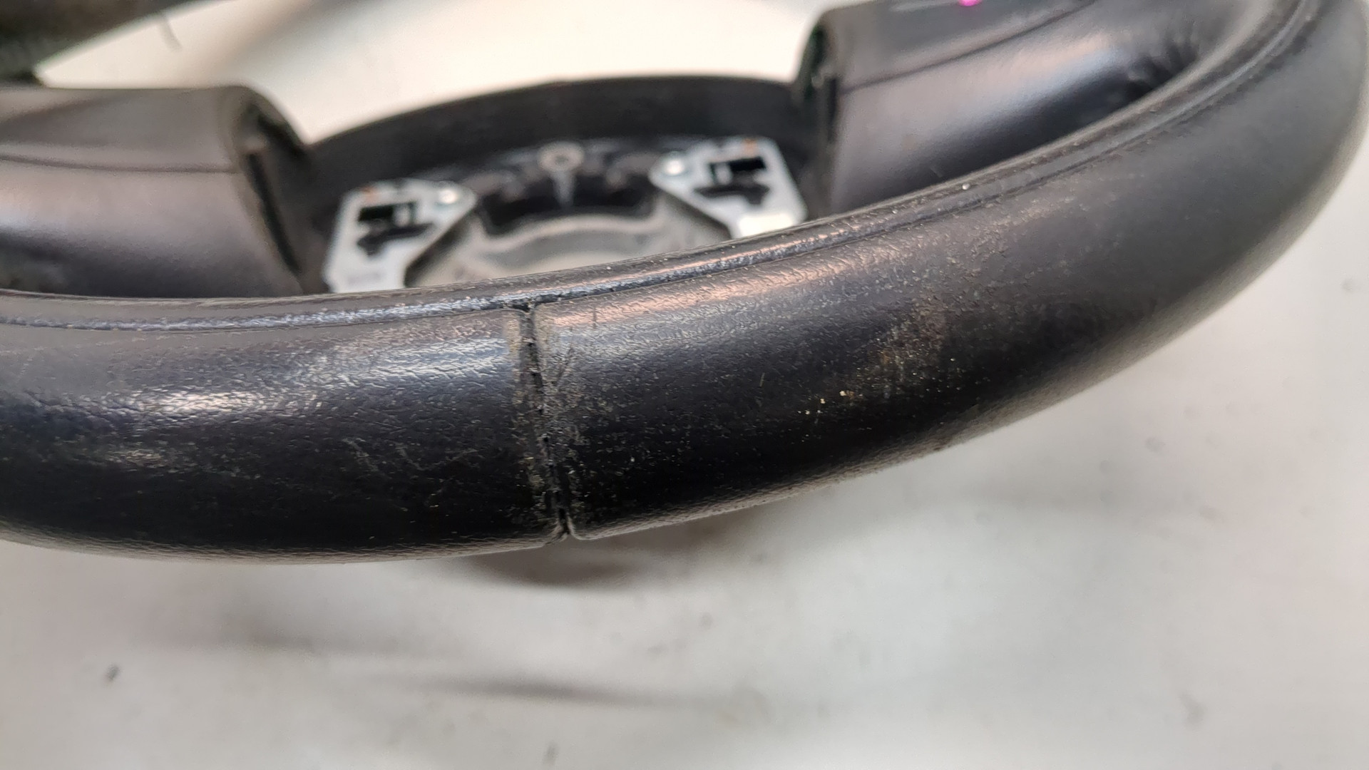 Рулевое колесо (руль)