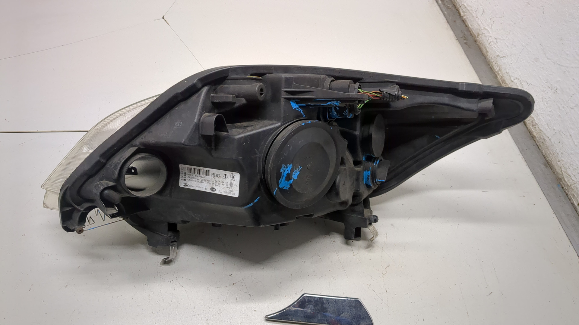 Фара правая