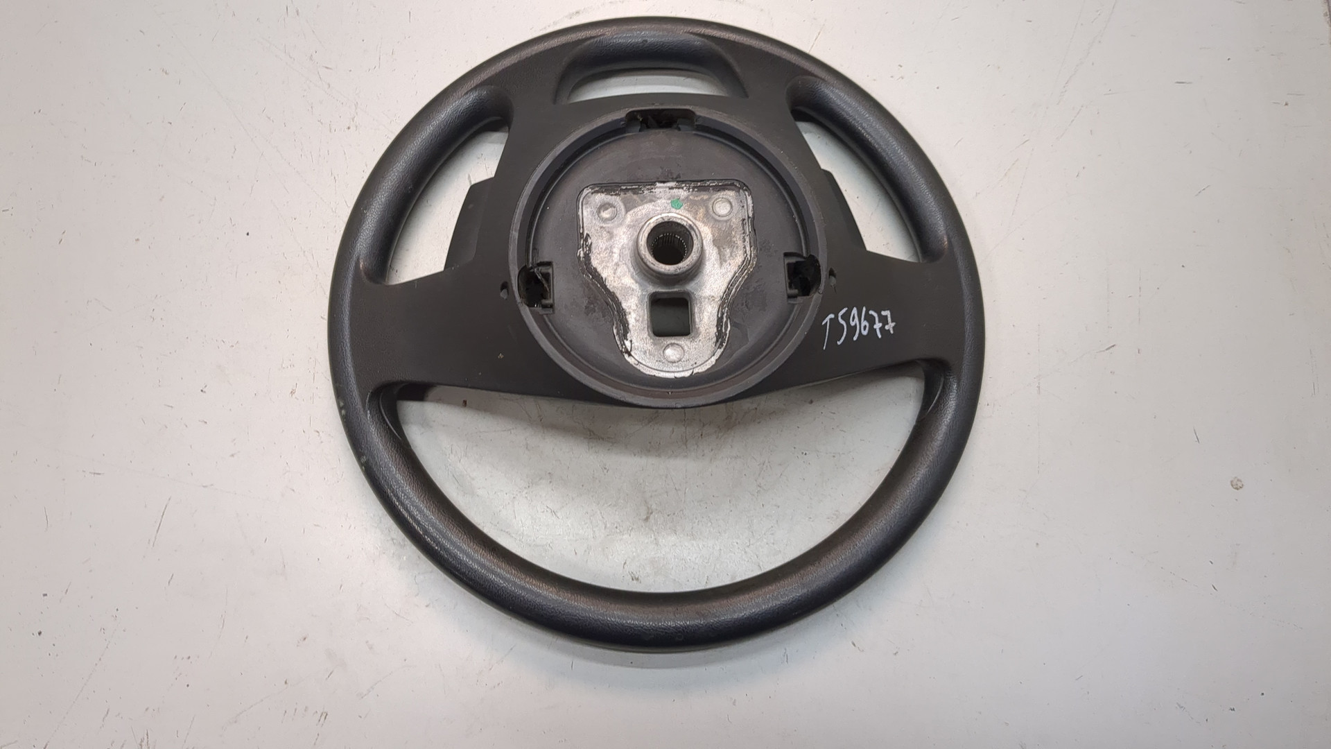 Рулевое колесо (руль)