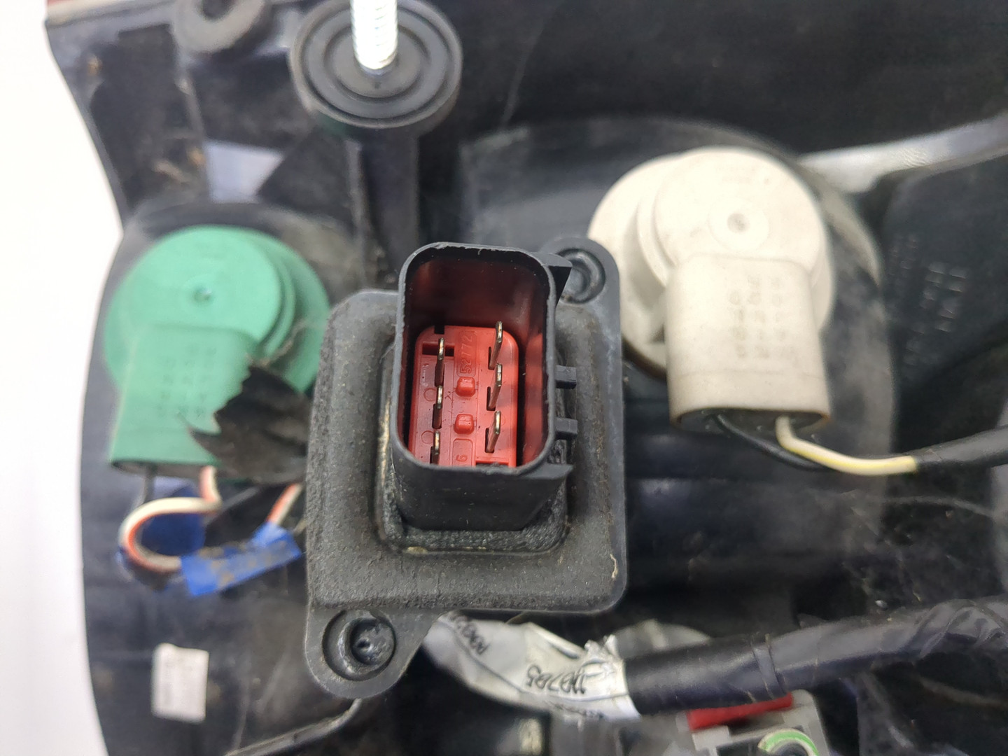 Фонарь задний правый