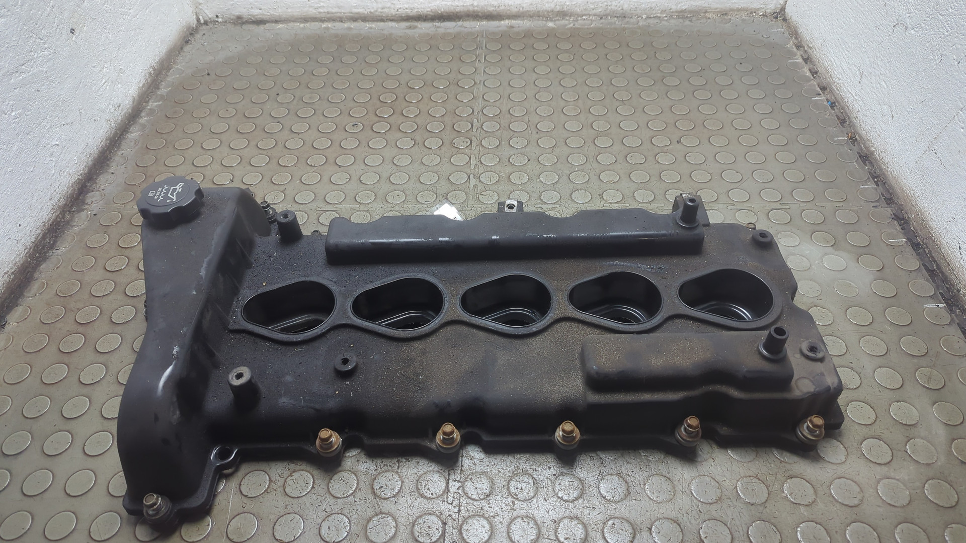 Крышка клапанная ГБЦ