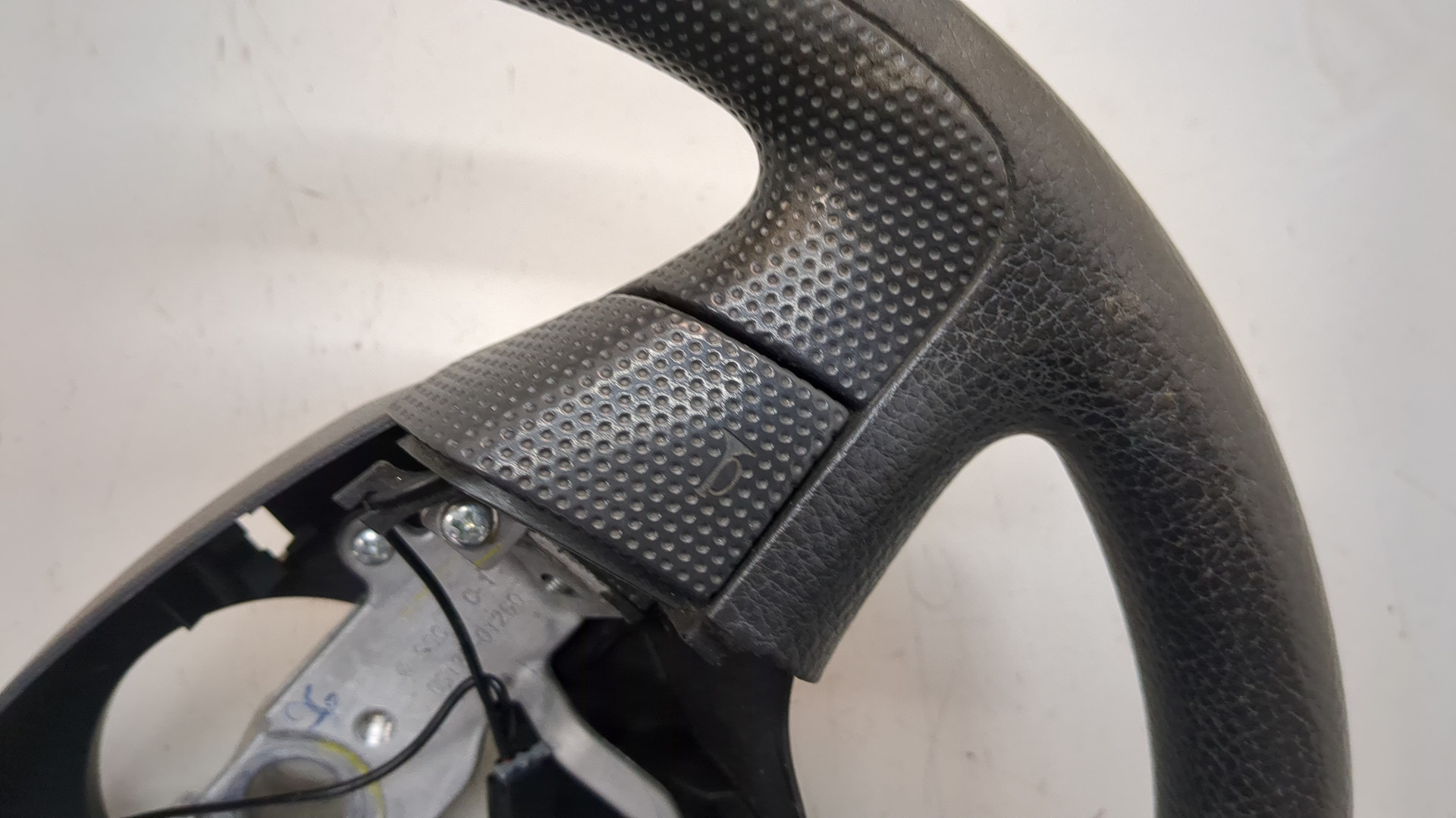 Рулевое колесо (руль)