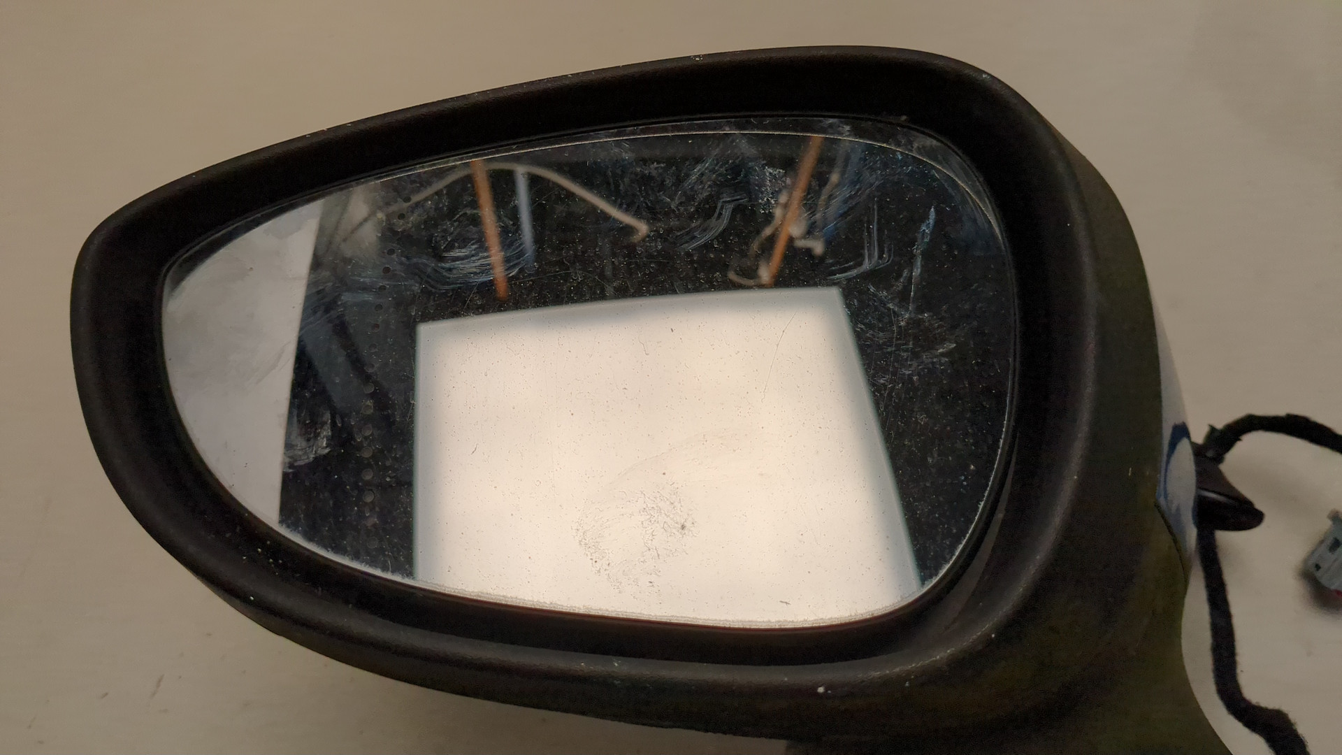 Зеркало левое электрическое