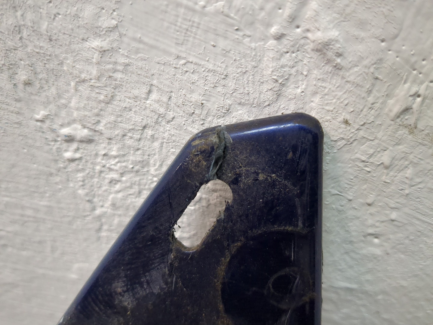 Крыло переднее левое