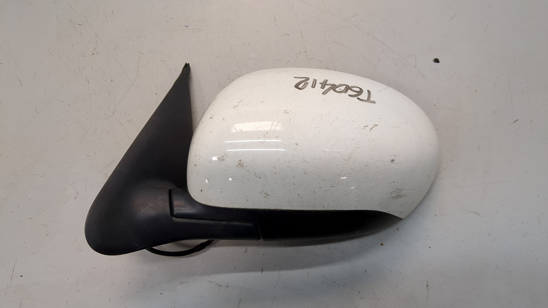 Зеркало левое электрическое