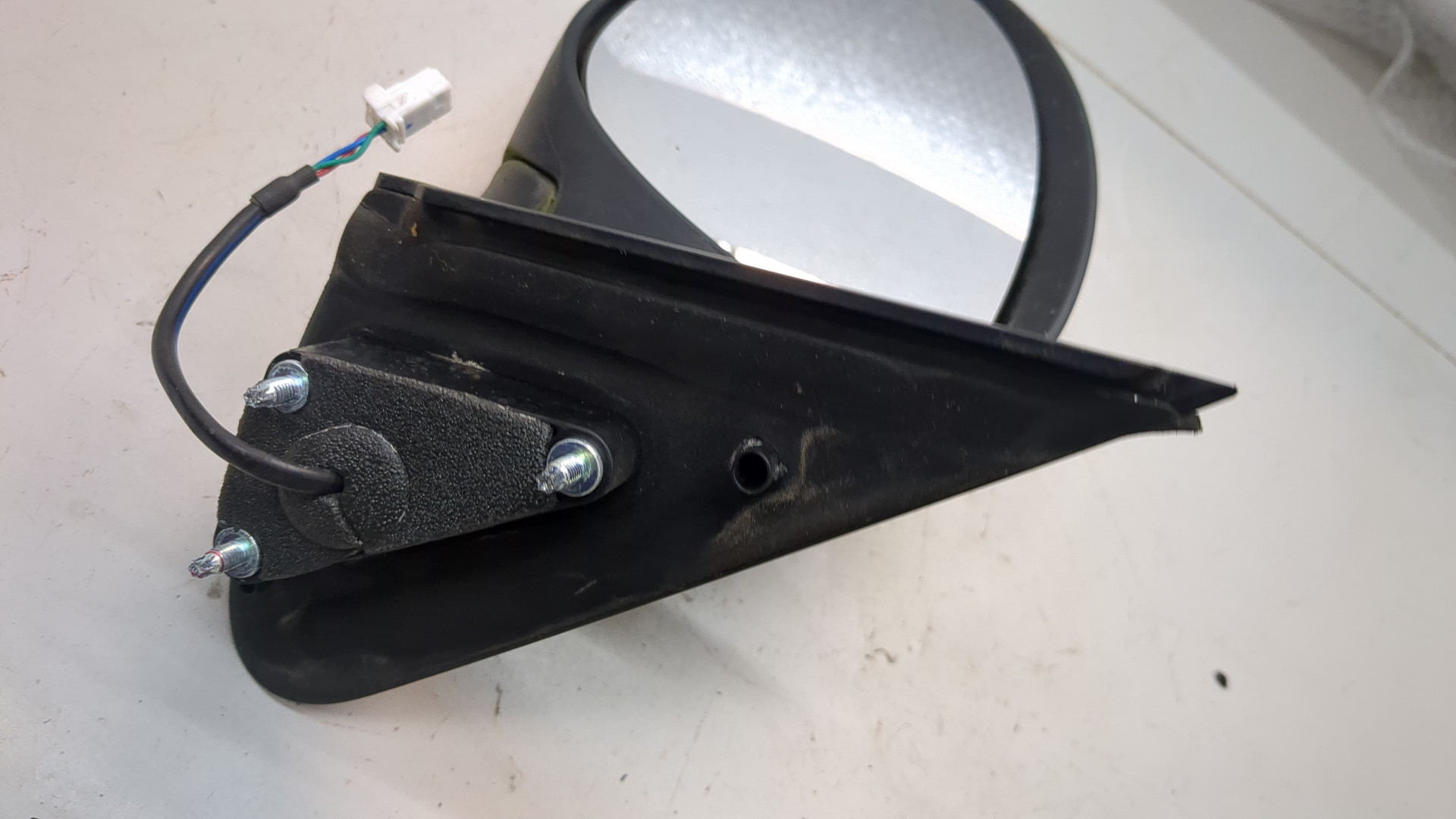 Зеркало левое электрическое