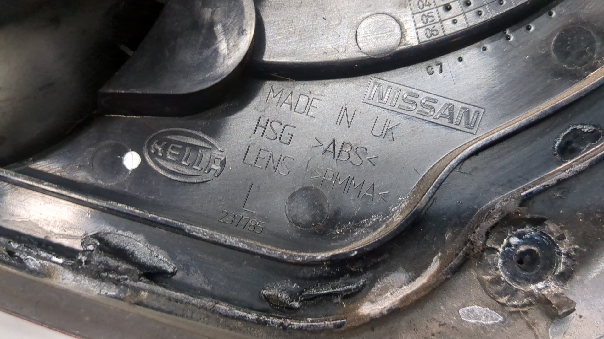 Фонарь задний левый