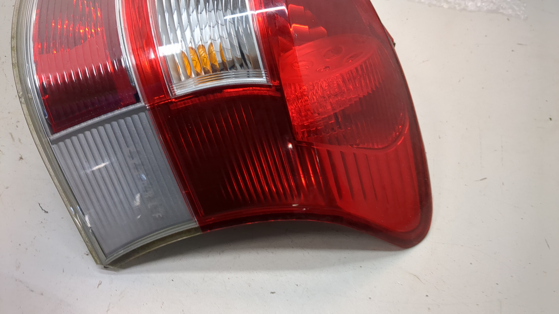 Фонарь задний правый