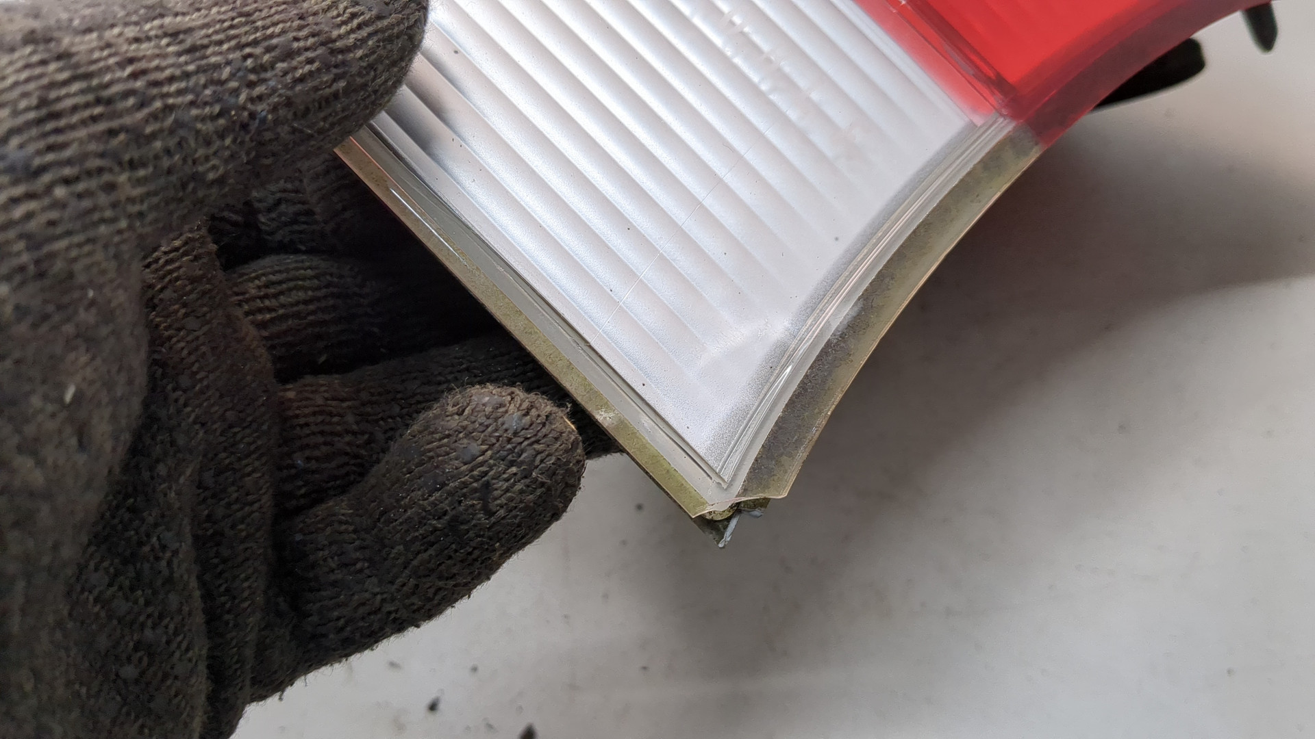 Фонарь задний правый