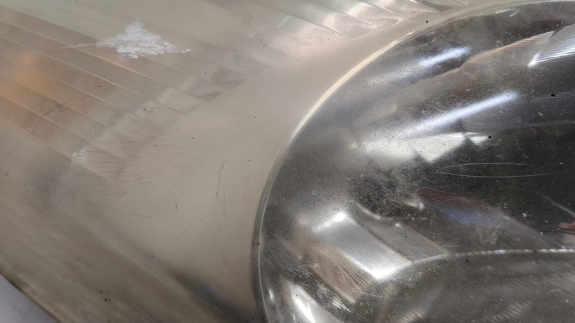 Фара правая