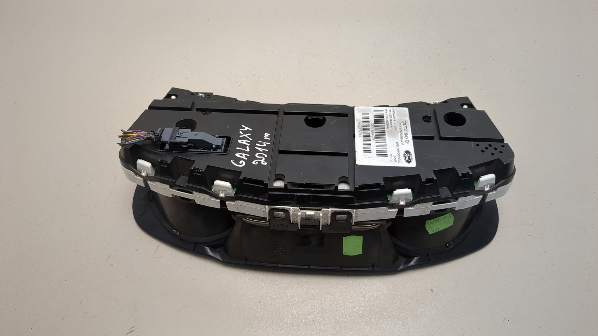 Панель приборов