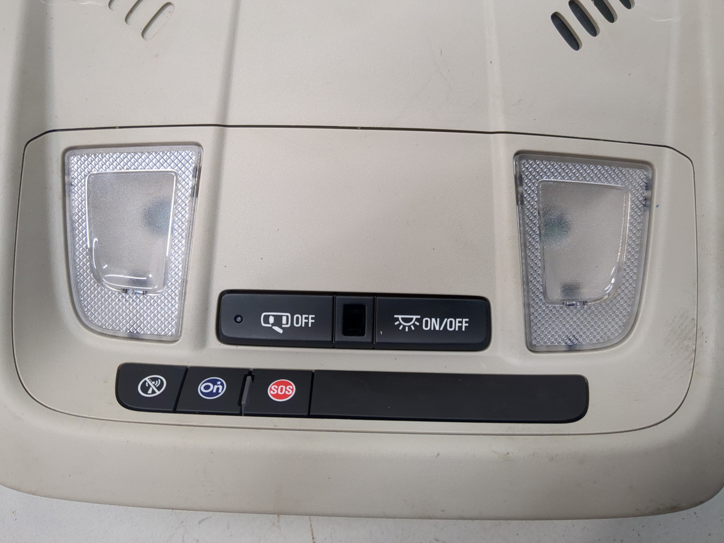 Плафон салонный