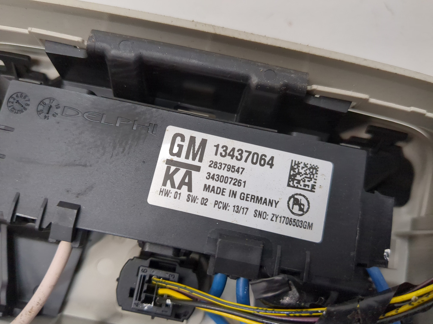 Плафон салонный