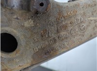 7H0401611H, 7H0501072E Ступица (кулак, цапфа) Volkswagen Transporter 5 2003-2015 21063153 #4