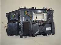 YUD5013617H42 Пластик центральной консоли Land Rover Range Rover 3 (LM) 2002-2012 21063381 #4