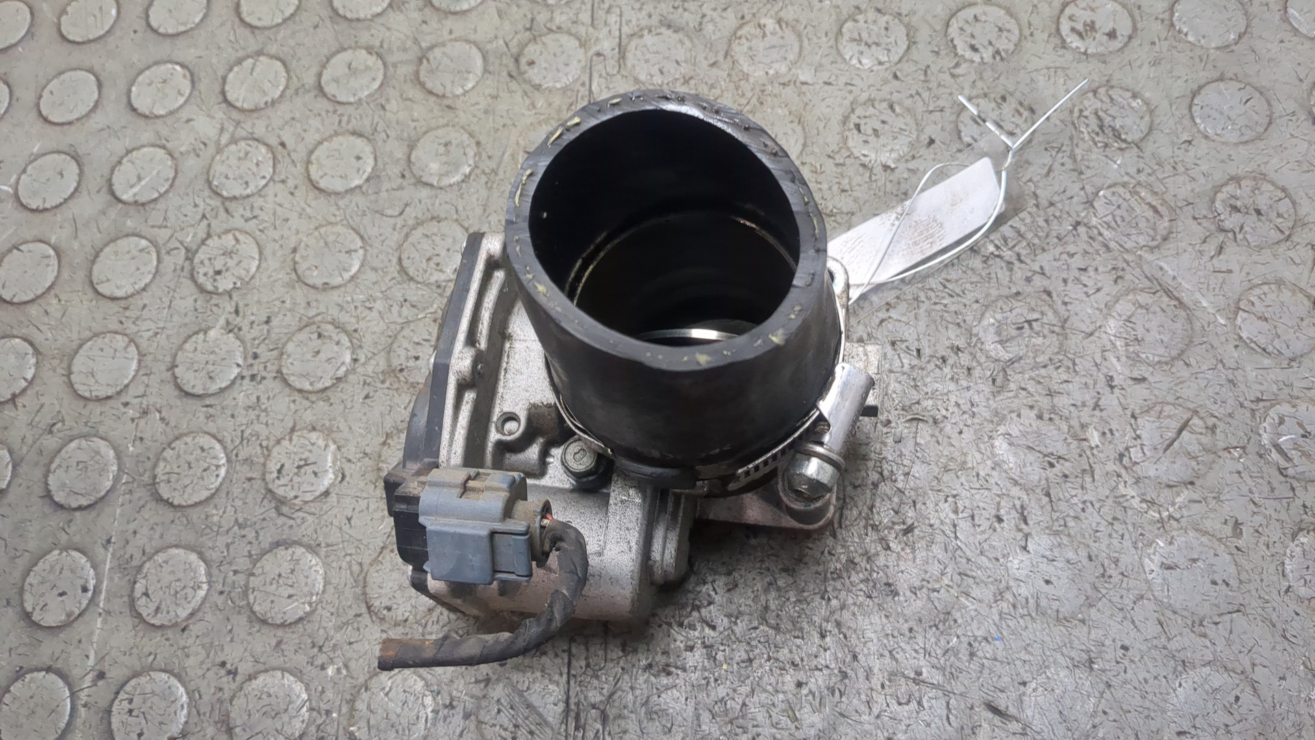 Заслонка дроссельная электрическая