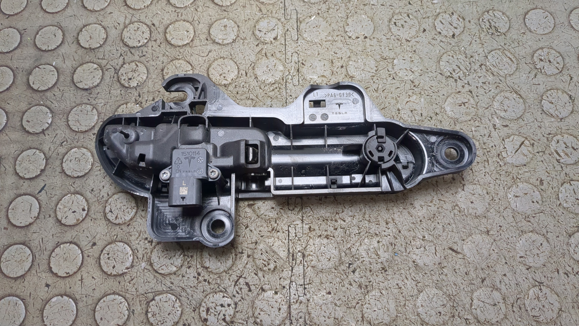 Ручка двери наружная