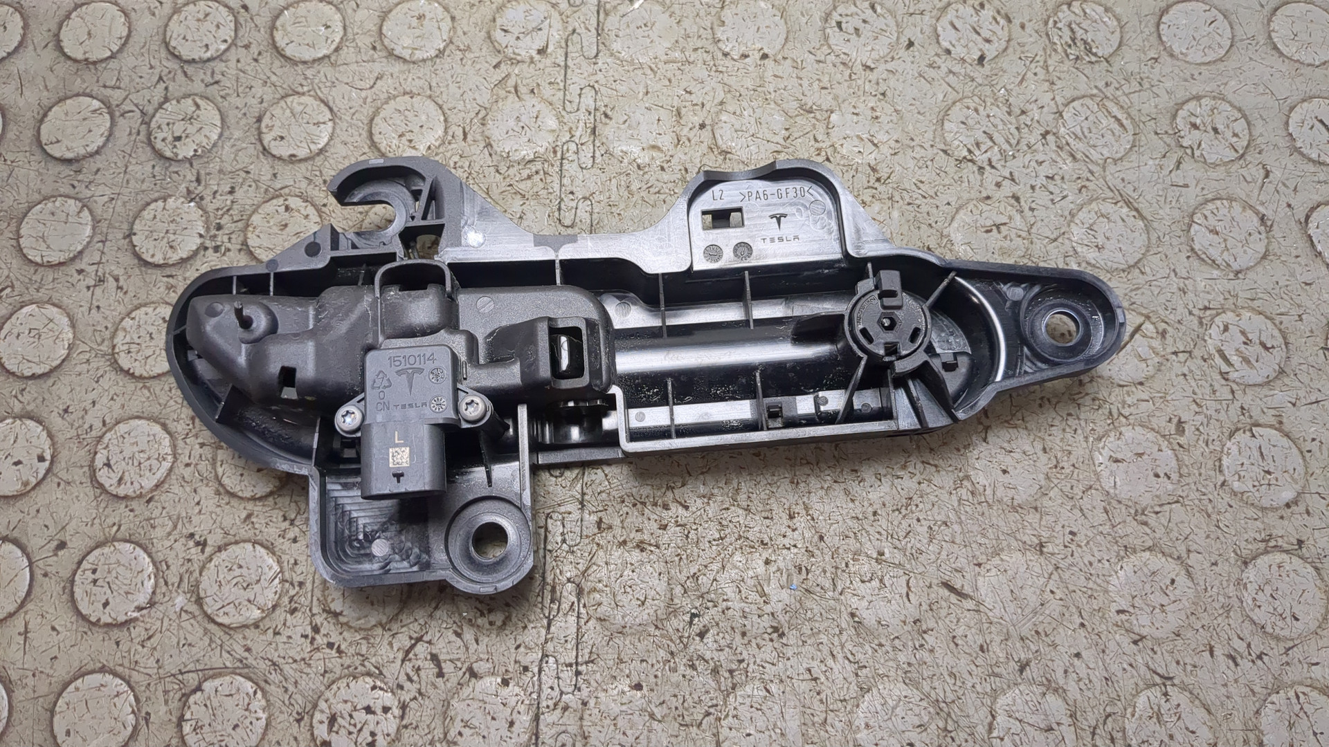 Ручка двери наружная