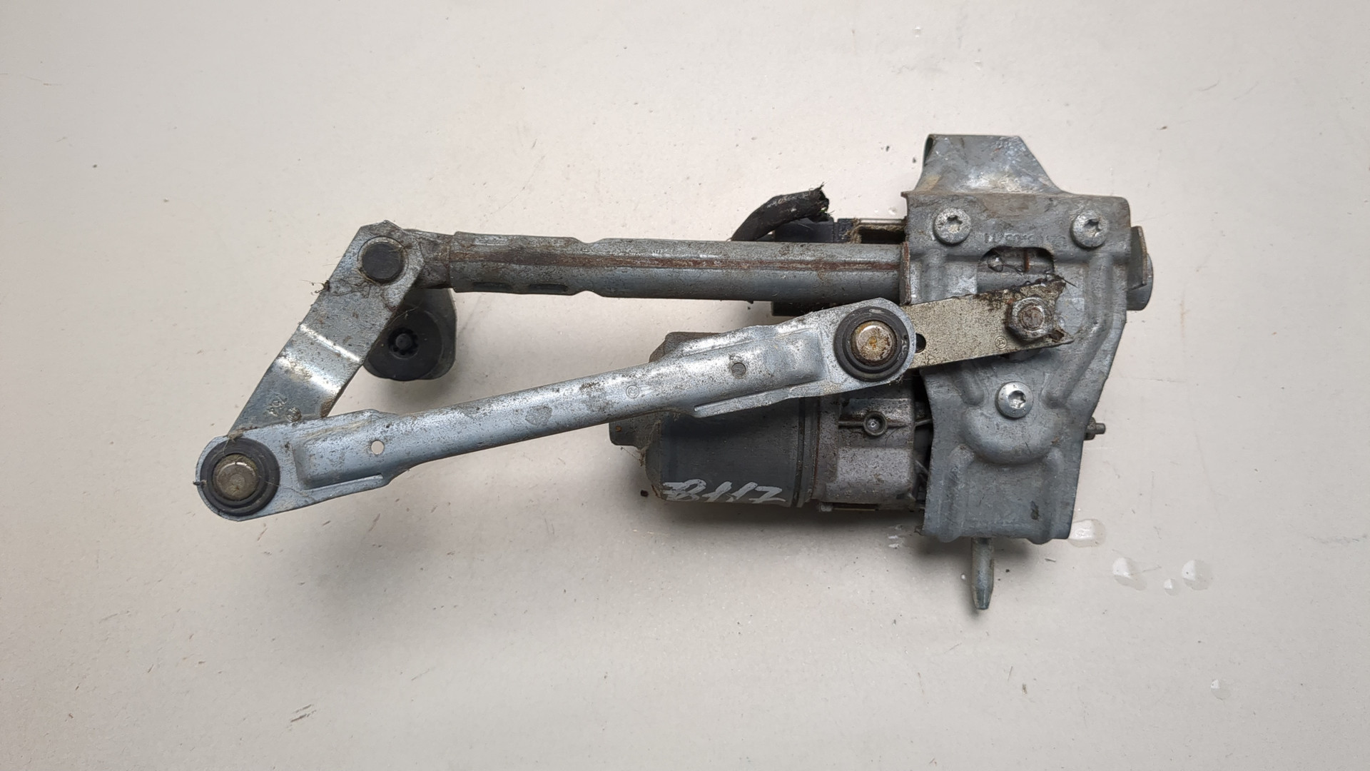 Трапеция стеклоочистителей