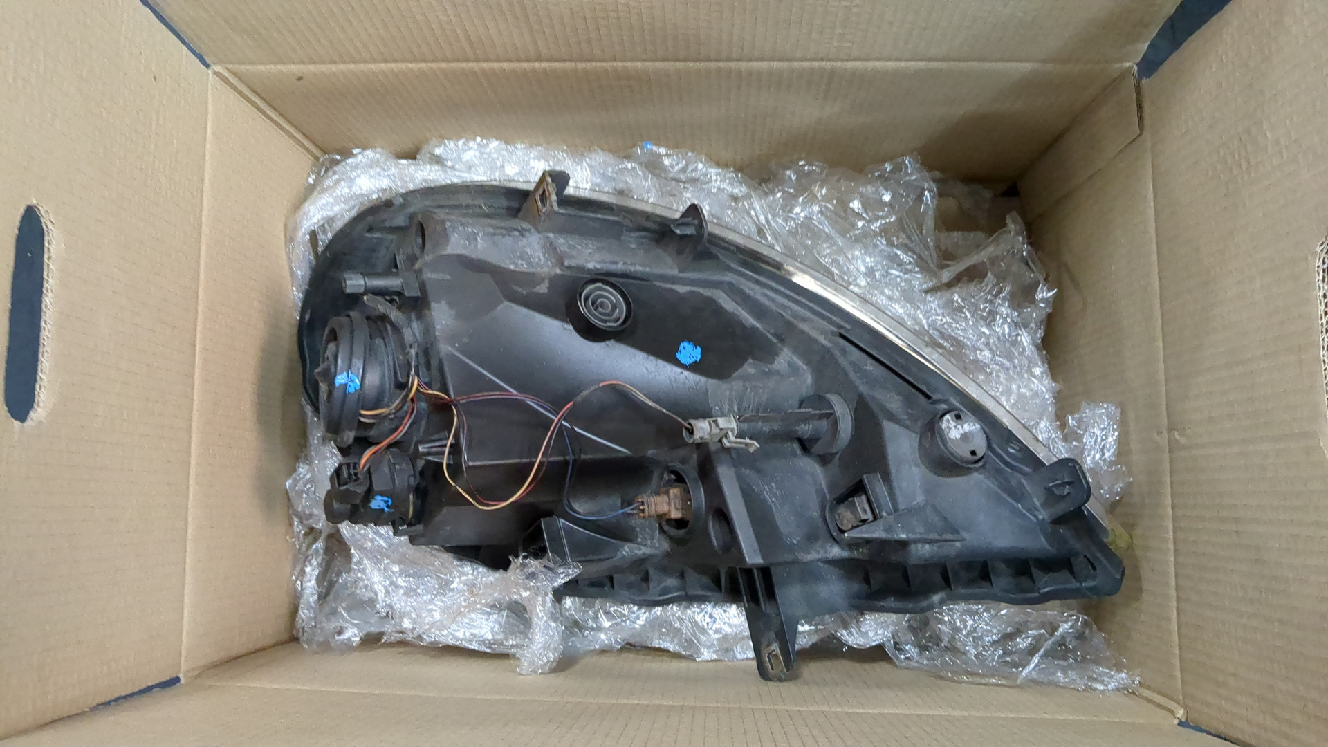 Фара правая