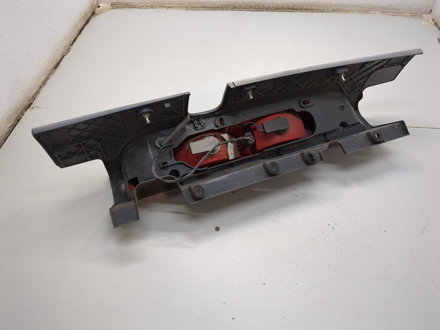 Фонарь задний правый