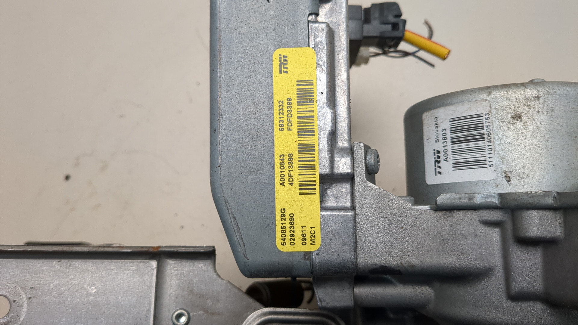 Серводвигатель рулевой рейки