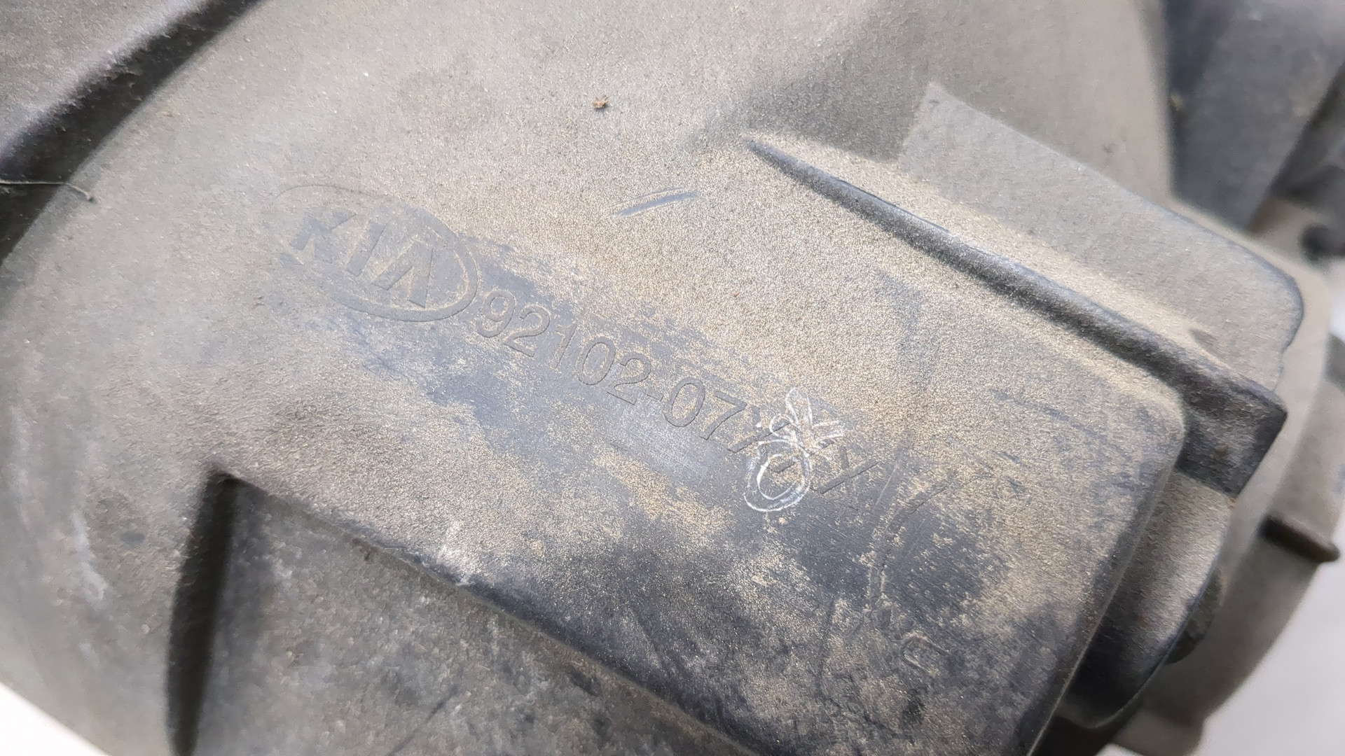 Фара правая