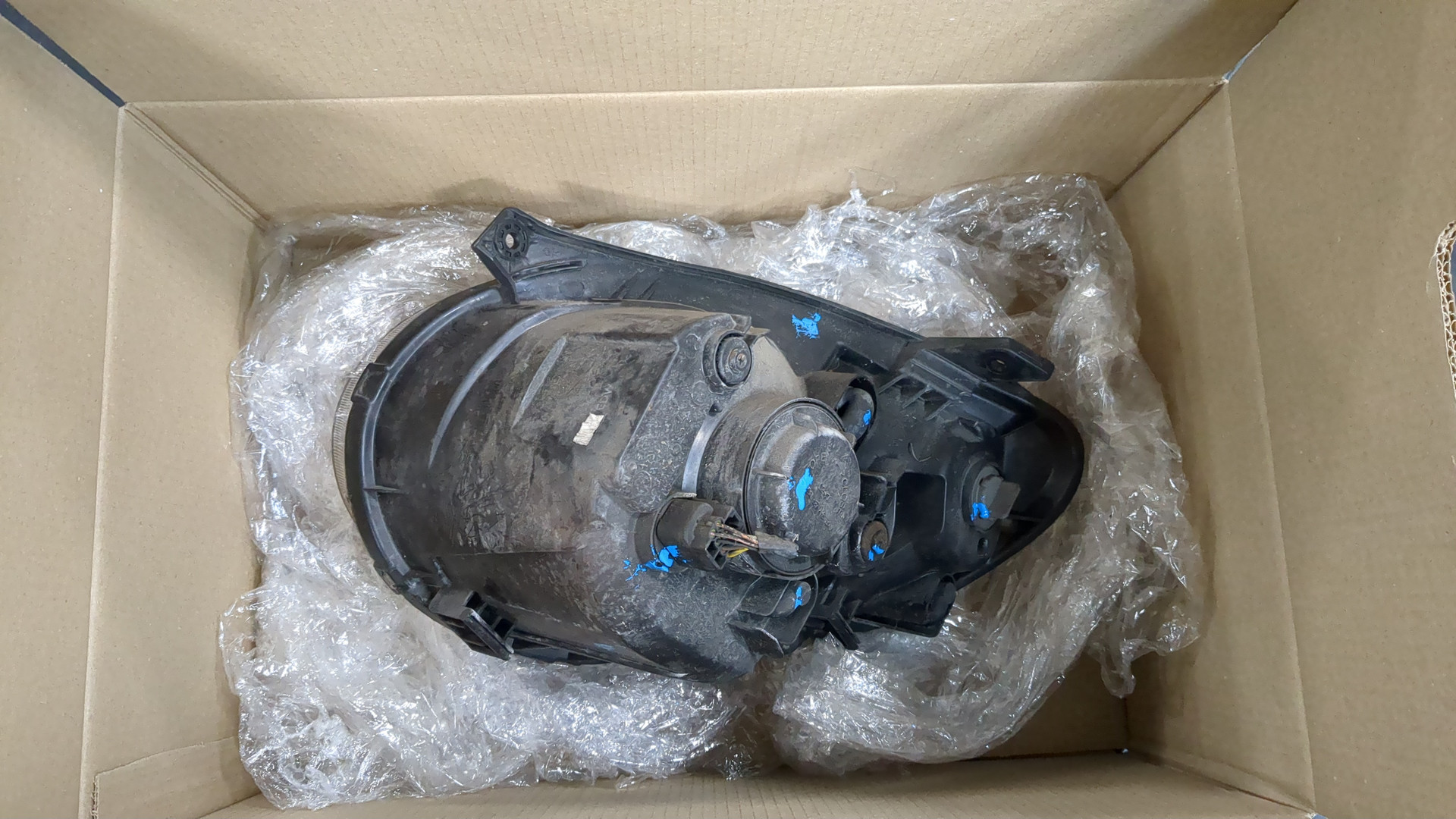 Фара правая