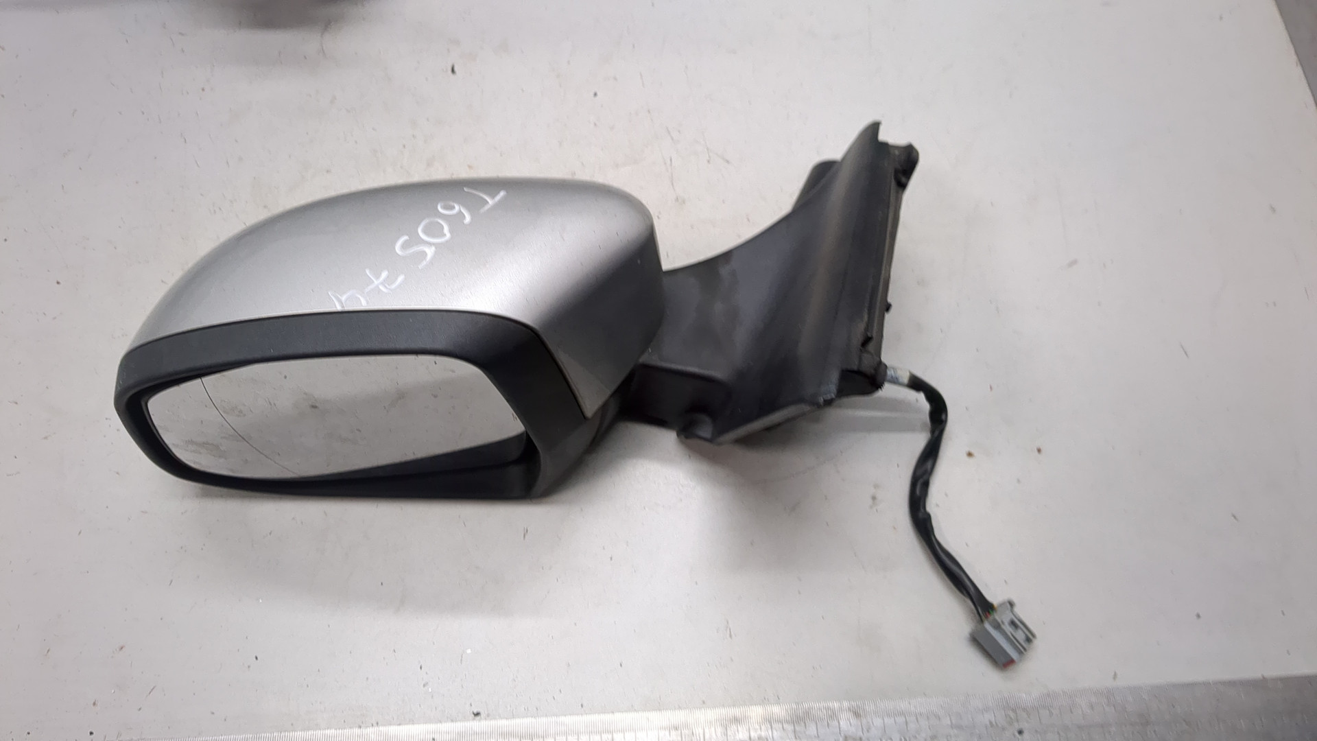 Зеркало левое электрическое