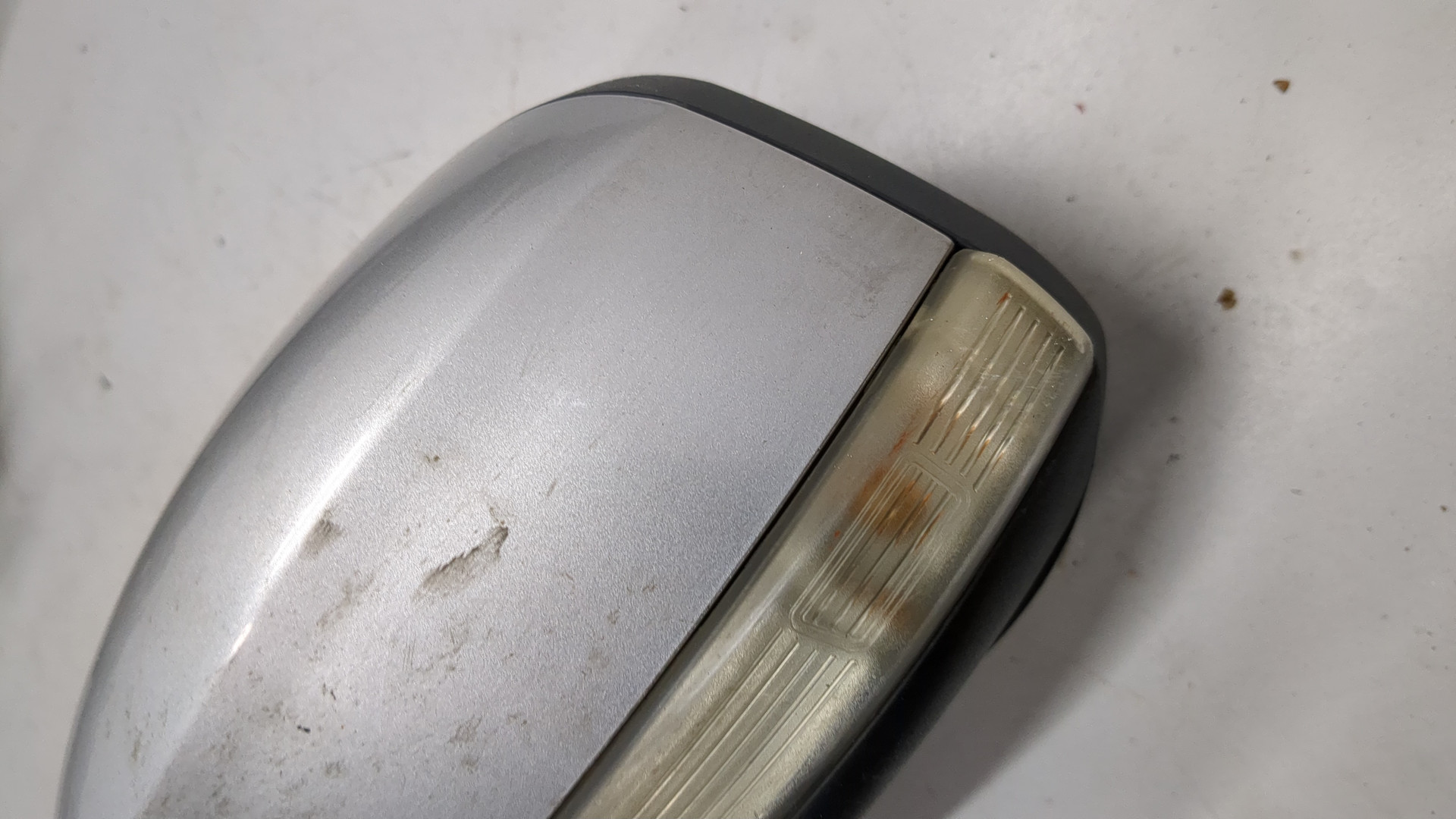 Зеркало левое электрическое