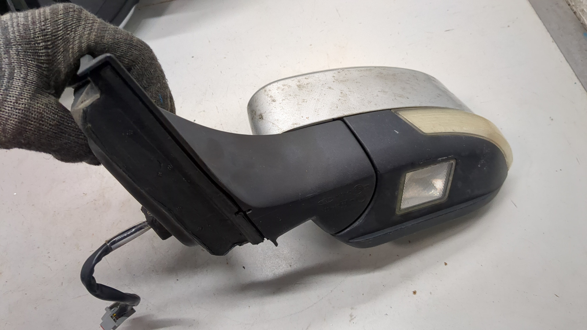 Зеркало левое электрическое