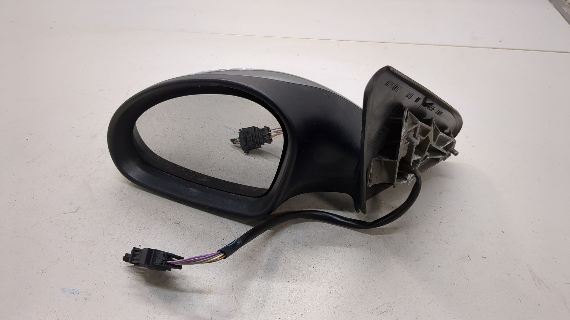 Зеркало левое электрическое