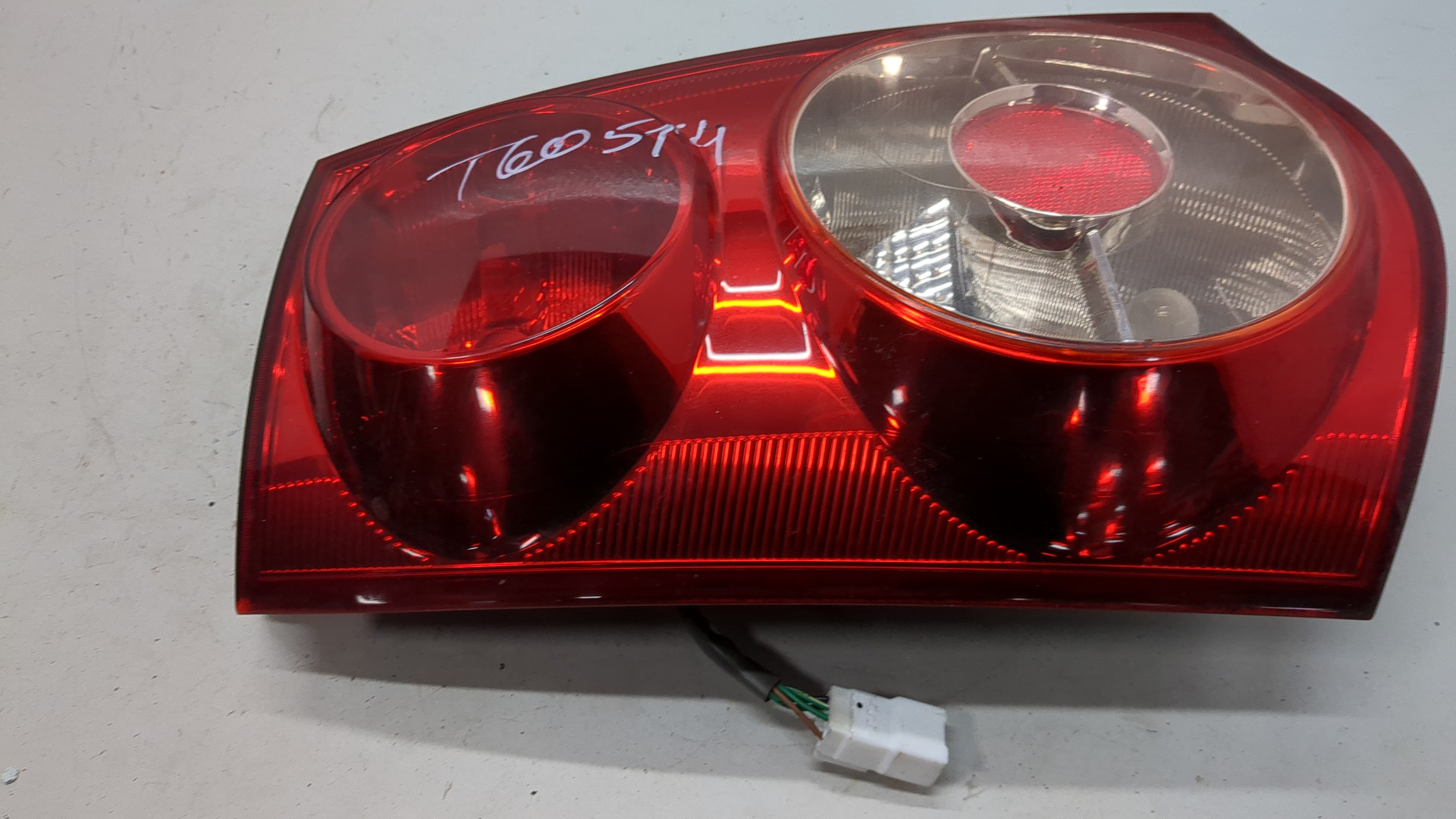 Фонарь задний левый