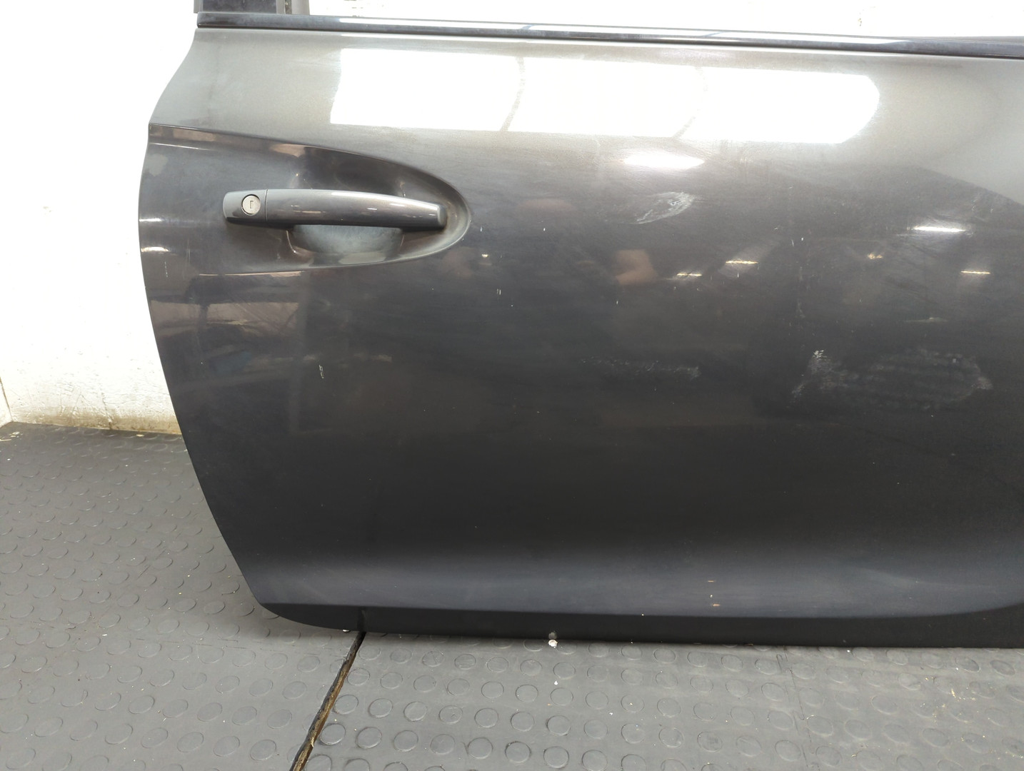 Дверь передняя правая